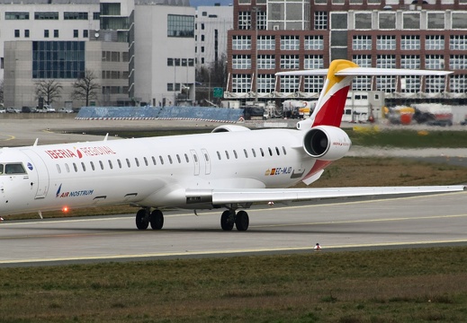 CRJ-1000 EC-MJO FRA