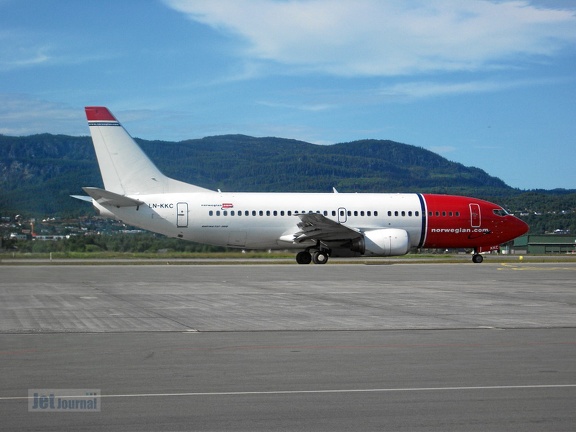 LN-KKC B737-3Y5 Norwegian TRD