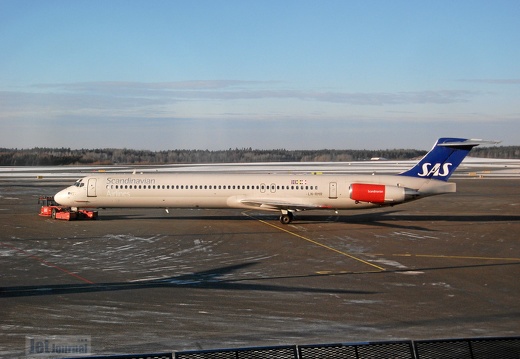 LN-RMR MD-81 SAS ARN