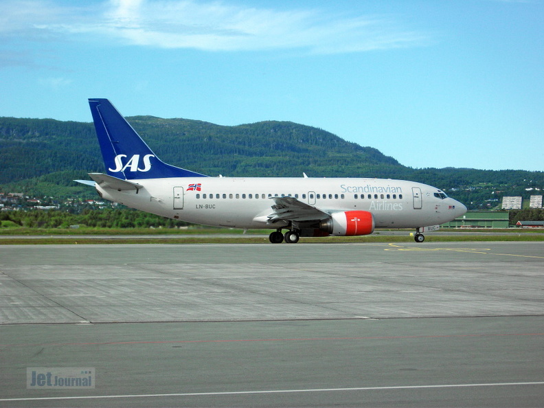 LN-BUC B737-505 SAS Trondheim