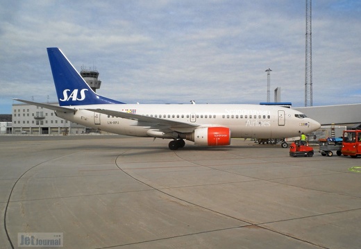 LN-RPJ B737-783 SAS BOO