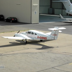D-GANS Piper PA-44-180 LGM