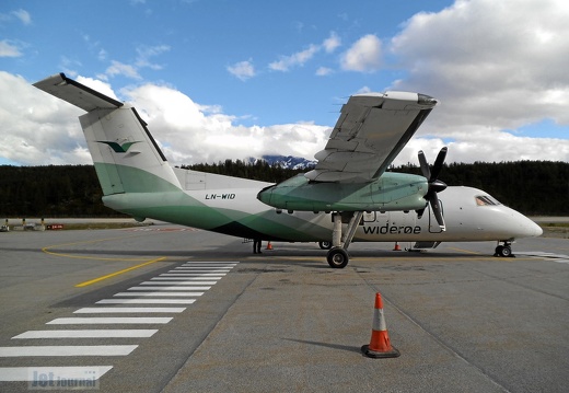 LN-WID DHC-8 103 Widerøe SOG