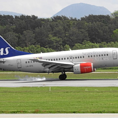 LN-RPA B737-683 SAS Arnljot Viking