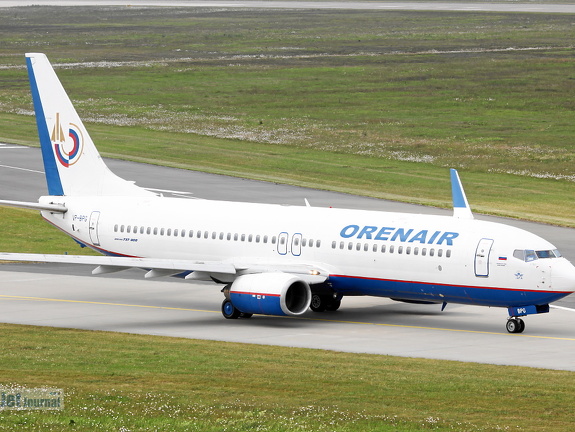 VP-BPG, Boeing 737-800, Orenair