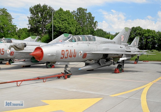 9344 MiG-21UM Malbork