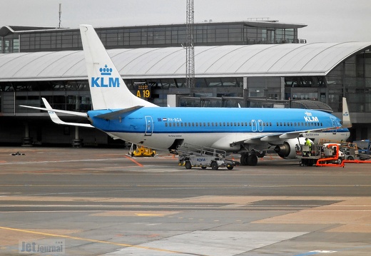 PH-BGA B737-8K2 KLM CPH