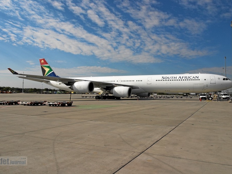 ZS-SNG A340-642 South African Airways