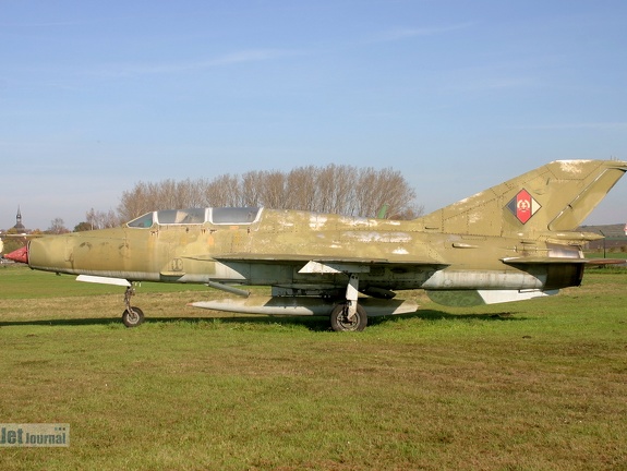 289, MiG-21U-600