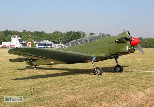 SP-YYY Jak-18