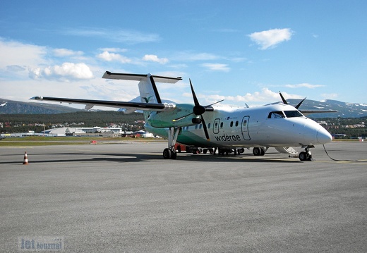LN-WIU DHC-8 102A Widerøe TOS