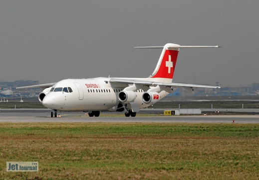 HB-IXR Avro RJ100 Swiss European Airlines