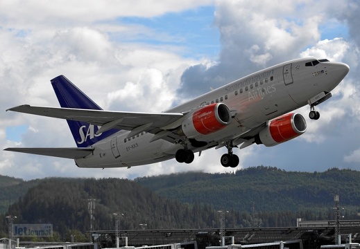 OY-KKS B737-683 SAS