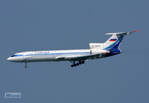 RA-85697, Tu-154, Sibir