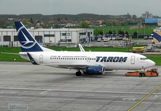 YR-BGH B737-78J  TAROM OTP