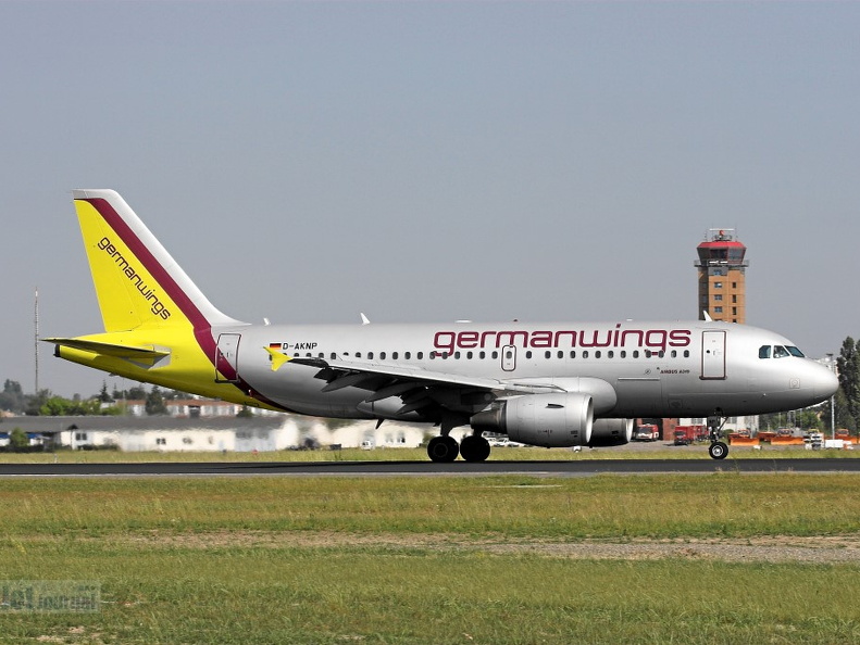 D-AKNP A319-112 Germanwings SXF