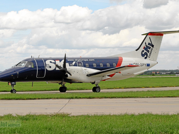 OM-SPY Embraer 120RT SkyEurope (981 visits) OM-SPY Embraer 120RT SkyEurope