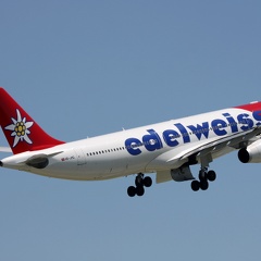 HB-JHQ, Airbus A330-343, Edelweiss
