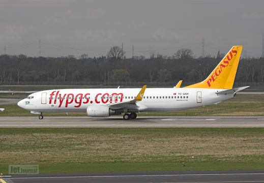 TC-AAH B737-82R Pegasus Airlines