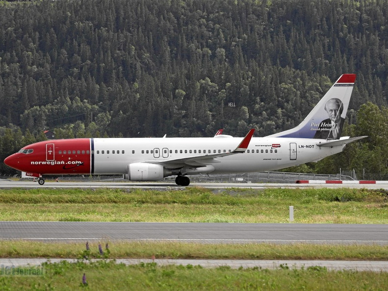 LN-NOT B737-8JP Norwegian