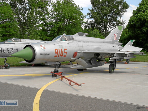 9145 MiG-21bis Malbork