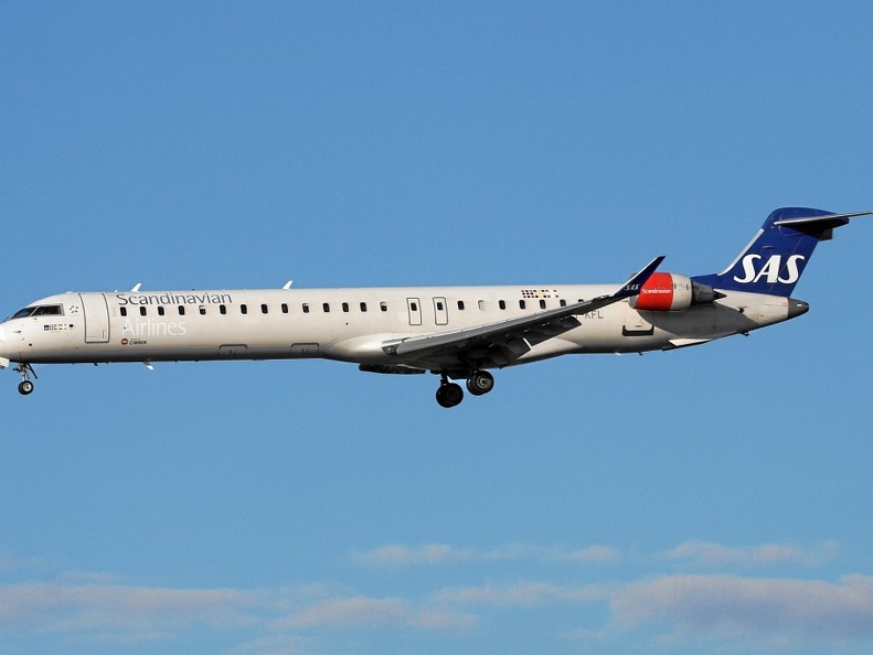 OY-KFL CRJ-900
