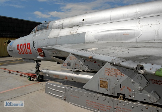 9809 MiG-21bis Malbork