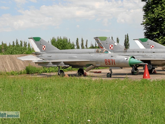 8971 MiG-21bis Malbork