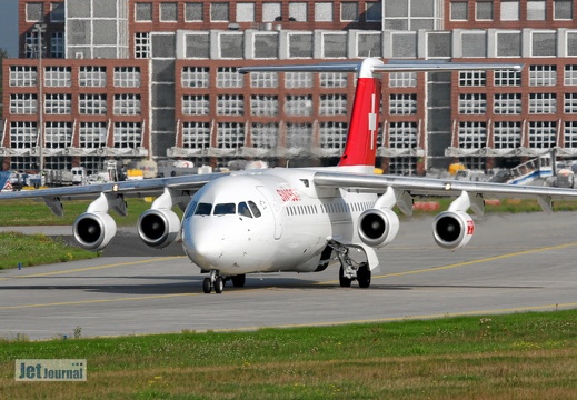 HB-IYV Avro RJ100 Swiss Frankfurt FRA EDDF