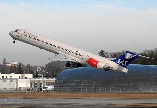 LN-RMR Olav Viking MD81 SAS Salzburg SZG