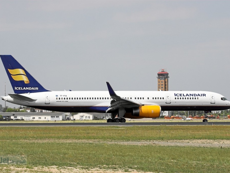 TF-FIA B757-256 Icelandair SXF