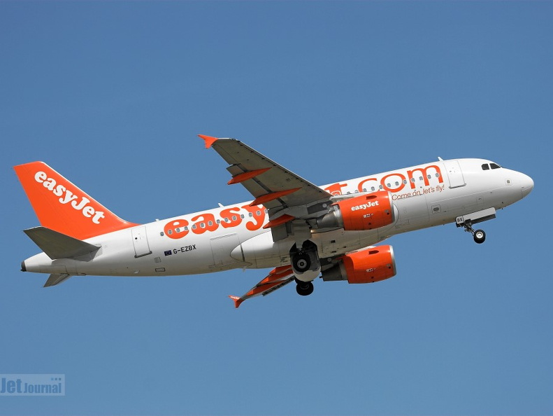 G-EZBX A319-111 EasyJet SXF