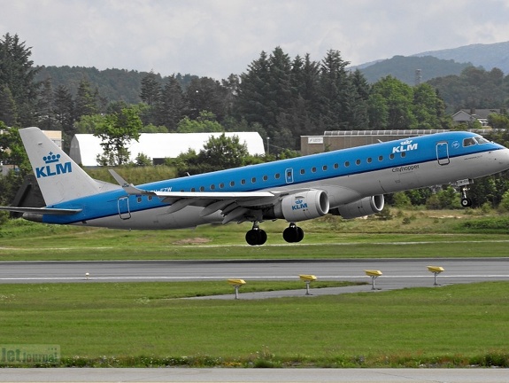 PH-EZW Embraer 190STD KLM Cityhopper