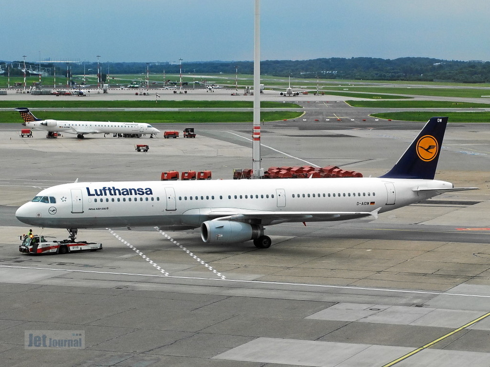 D-AIDW A321-231 Lufthansa HAM (2163 visingar) D-AIDW A321-231 Lufthansa HAM