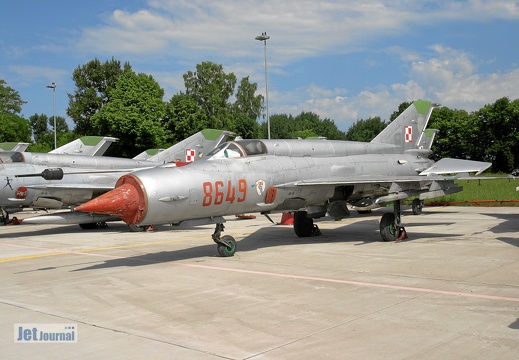 8649 MiG-21bis Malbork