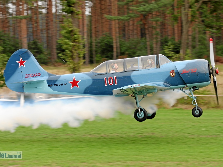 RA-2075K, Jak-52