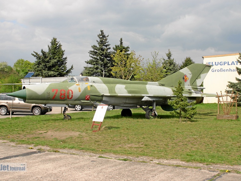 780 ex. NVA, MiG-21PFM / SPS