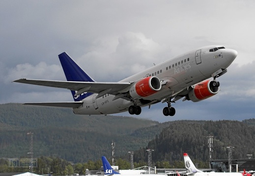 LN-RPS B737-683 SAS Trondheim