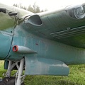 Petljakow Pe-2, Motorgondel und Tragfläche links