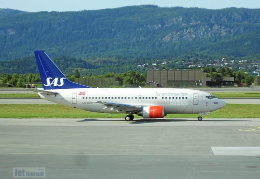 LN-BUD B737-505 SAS TRD