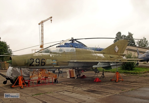 MiG-21U, 296 ex. NVA