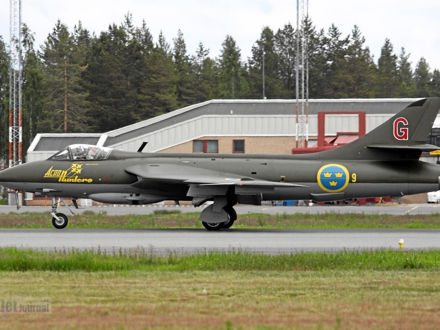 SE-DXM G-9 Hawker Hunter F58