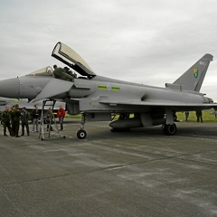 ZJ922 QO-C Typhoon F2 3sq