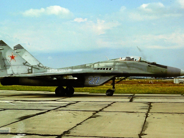 27 blau, MiG-29