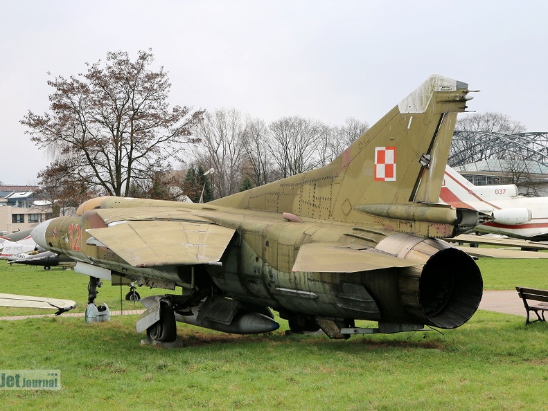 120, MiG-23MF