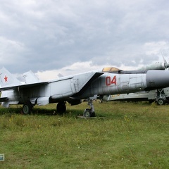 MiG-25PD, 04 rot