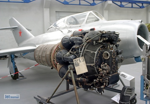 MiG-15UTI mit Triebwerk WK-1