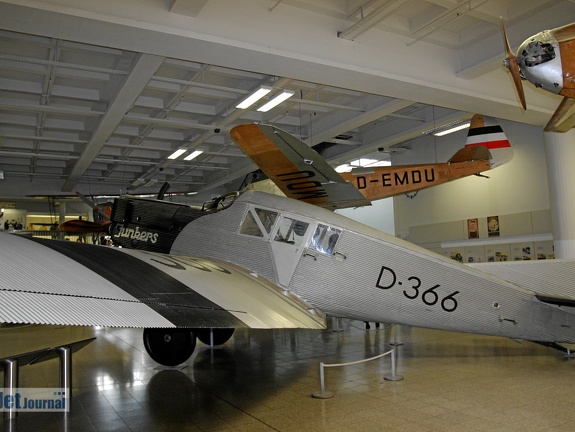 D-366 Junkers F-13