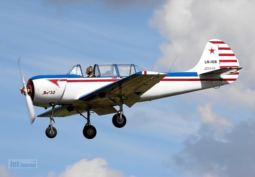 LN-IGB Aerostar Jak-52