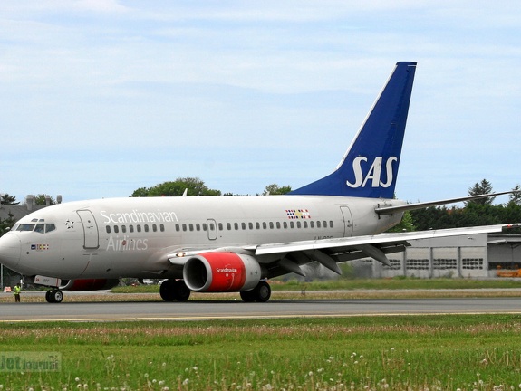 LN-RPF Boeing 737-683 SAS